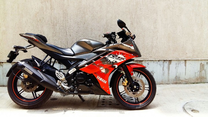 r15 v2.0 aderaline red