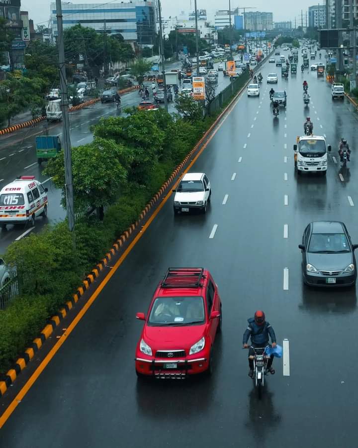 LAHORE PAKISTAN??
