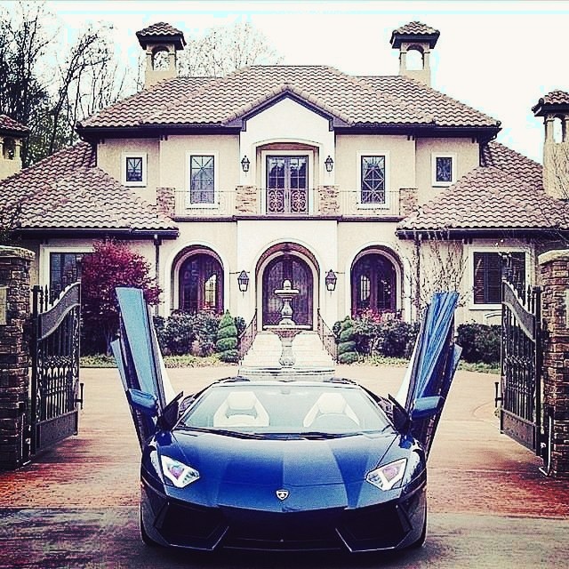 Aventador SV