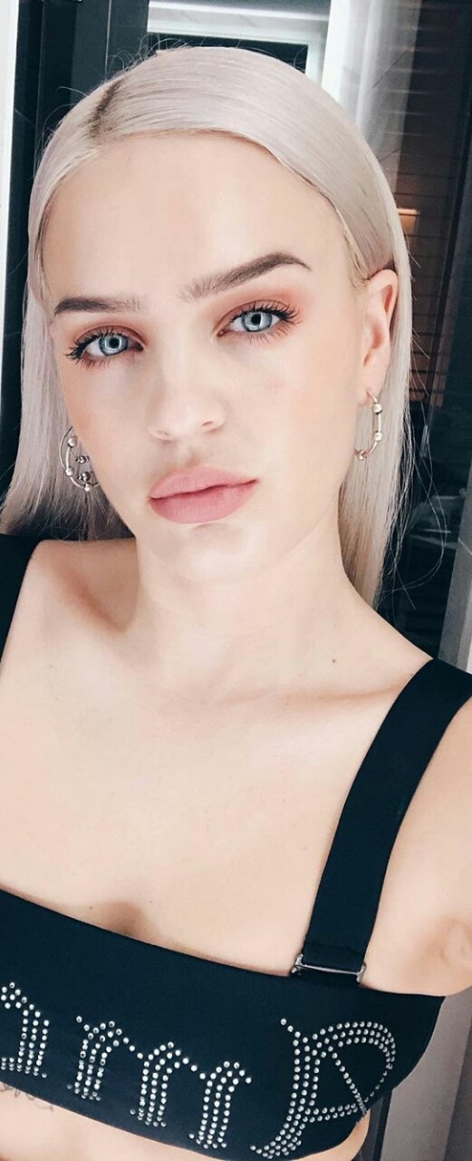 Anne Marie