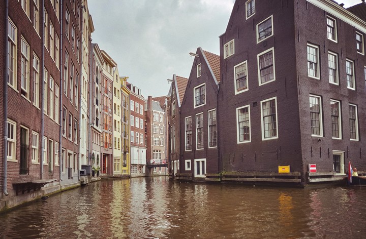 Amsterdam House