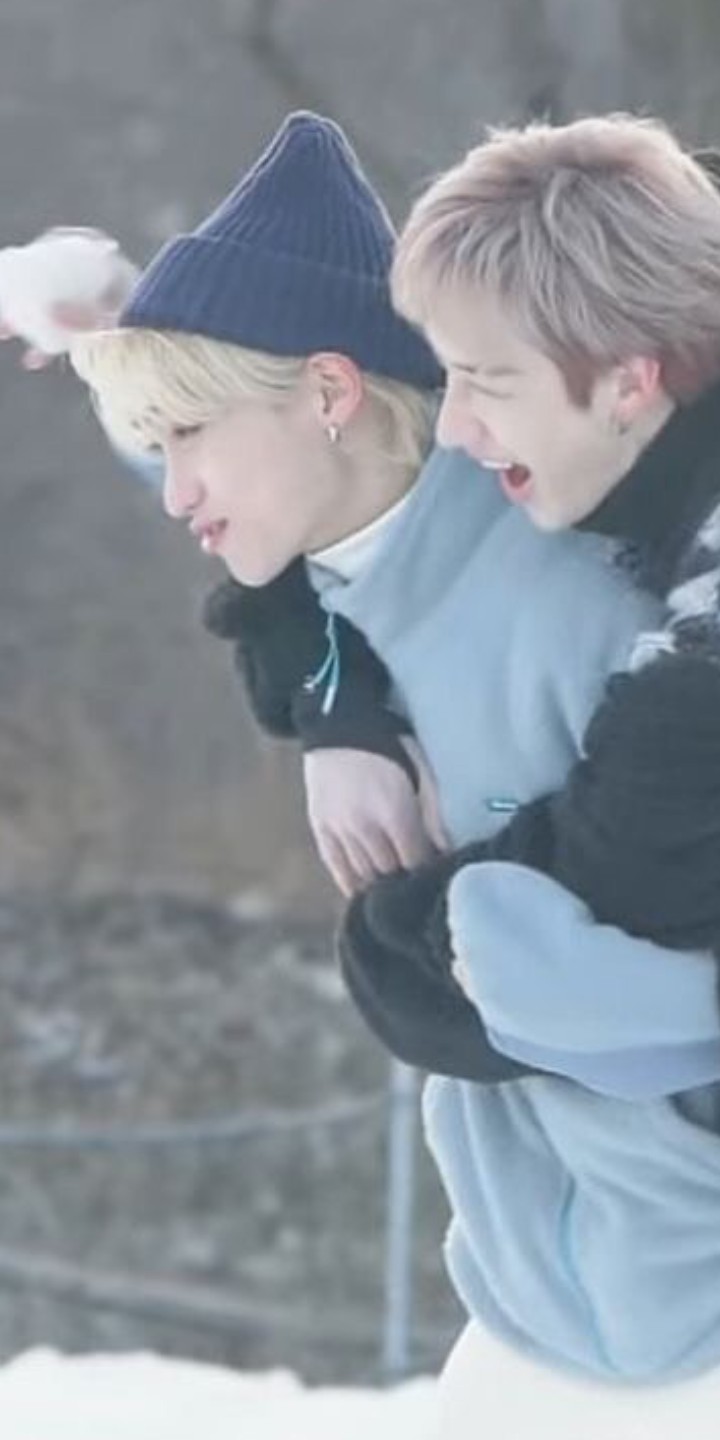 Stray Kids