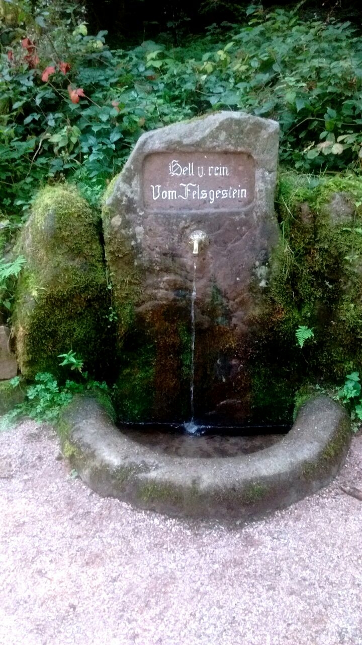 Brunnen