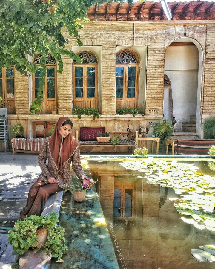 Manteqi Nejad house / Shiraz city