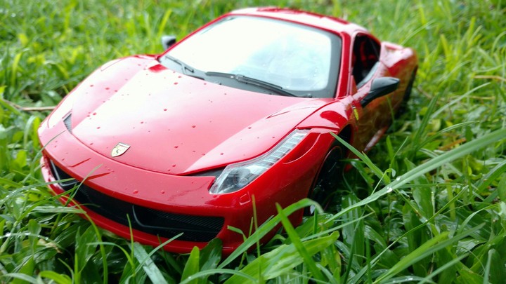 lindo carro de brinquedo!