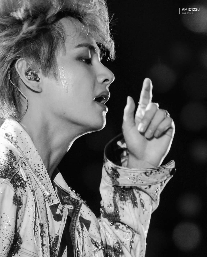 KIM TAEHYUNG