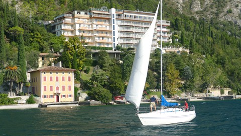 Segelboot auf dem Gardasee