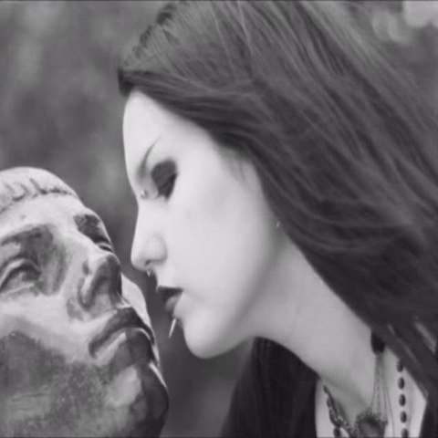 forehead, nose桌布