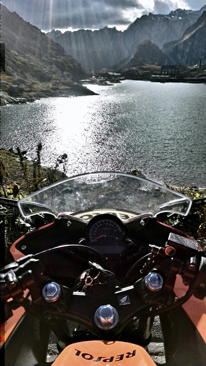 CBR 125 R