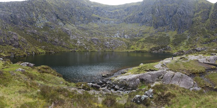 lake mountain