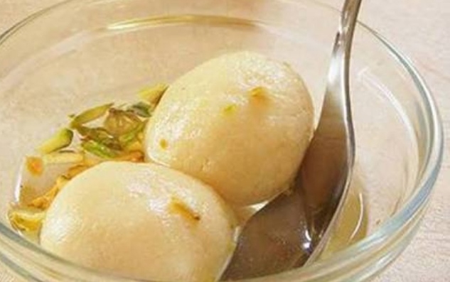 rosogolla a delicious sweet of bengal