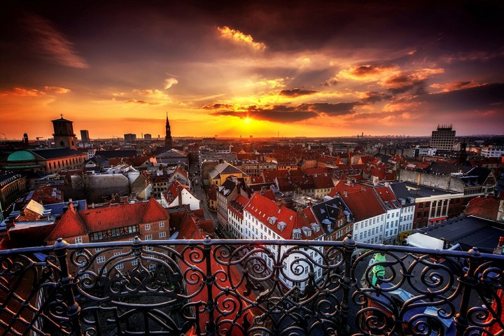 A veiw of sunset in Copenhagen..