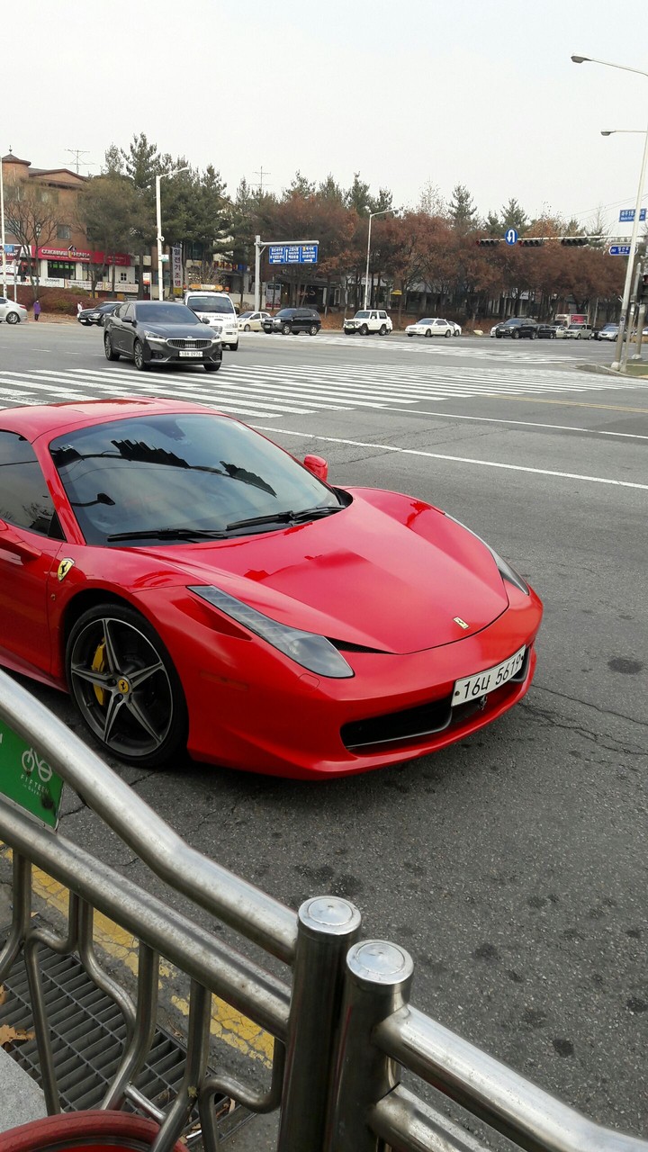 Ferrari spider