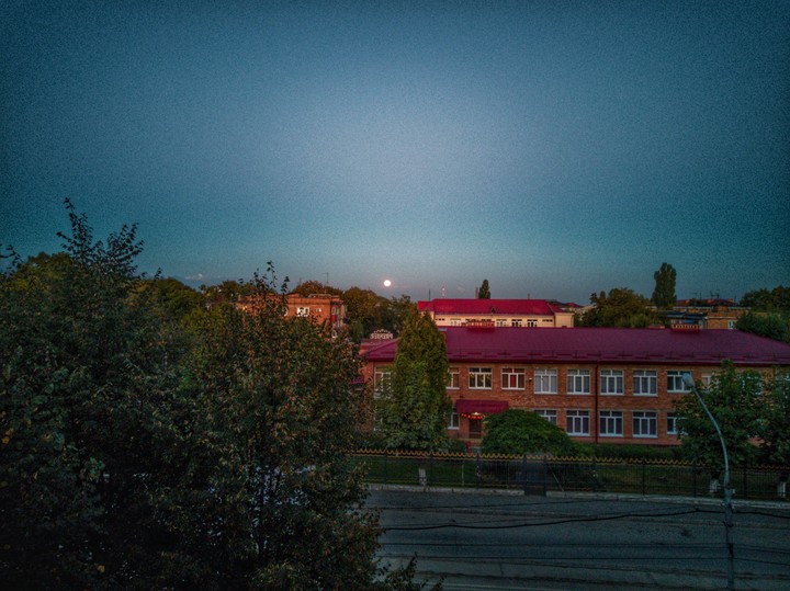 morning Moon