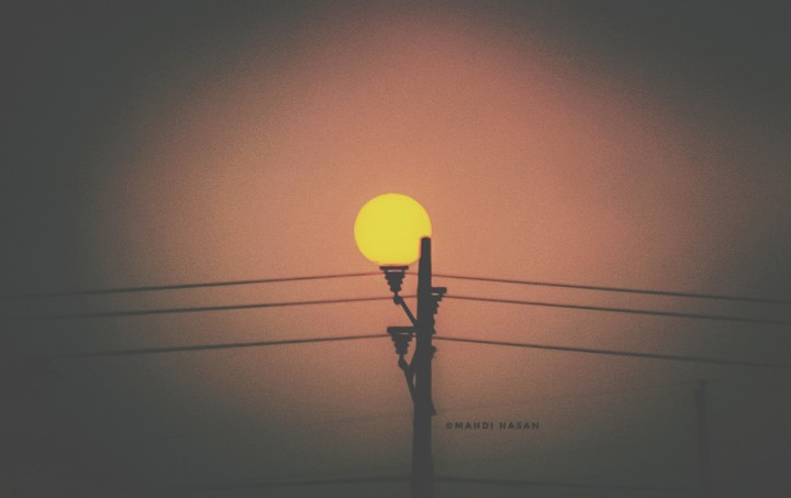 is it a Lamppost?