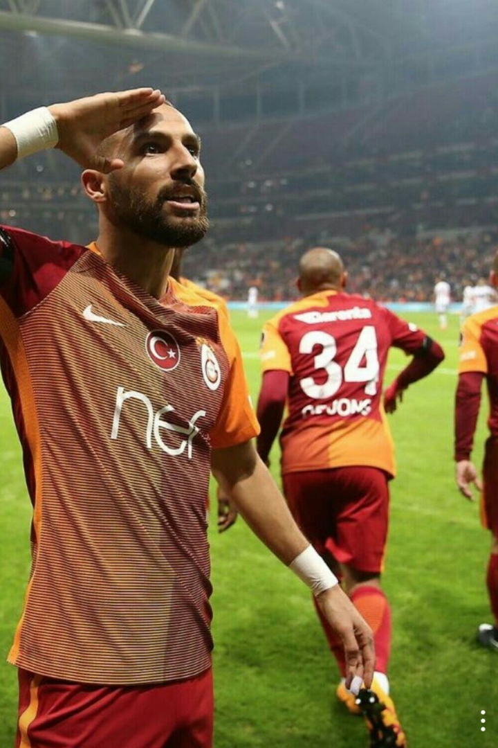 Galatasaray Yasin Öztetin asker selamı