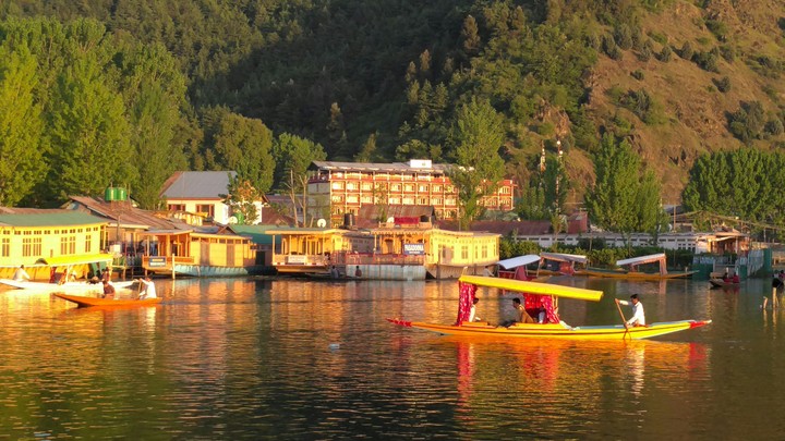 Dal Lake, Kashmir