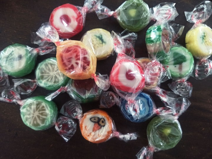 "candies"