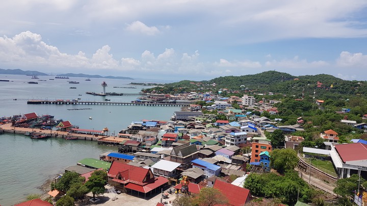 Ko Sichang is a district of Chonburi Province, Thailand.