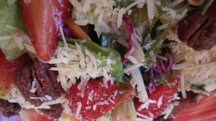 STRAWBERRY SALAD