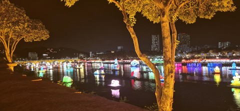 Water, Night, City