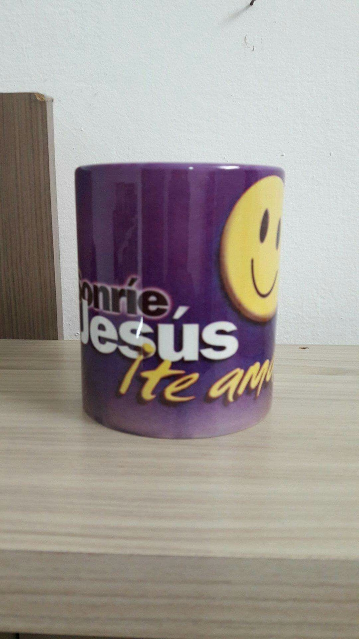 Sonríe !, que Jesús te ama!