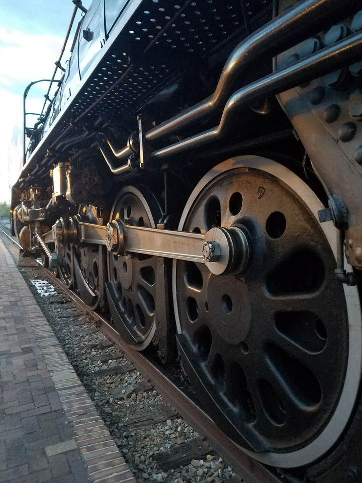 UP 844