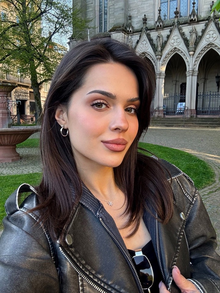 .