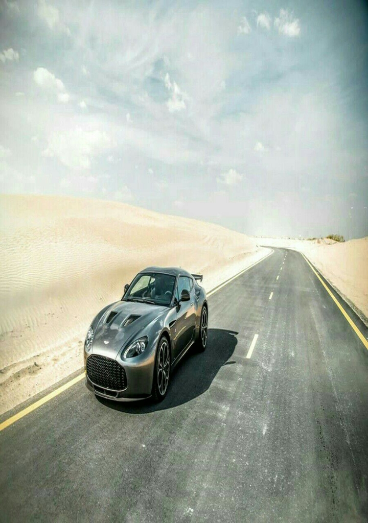 Aston Martin V12 Vantage Zagato