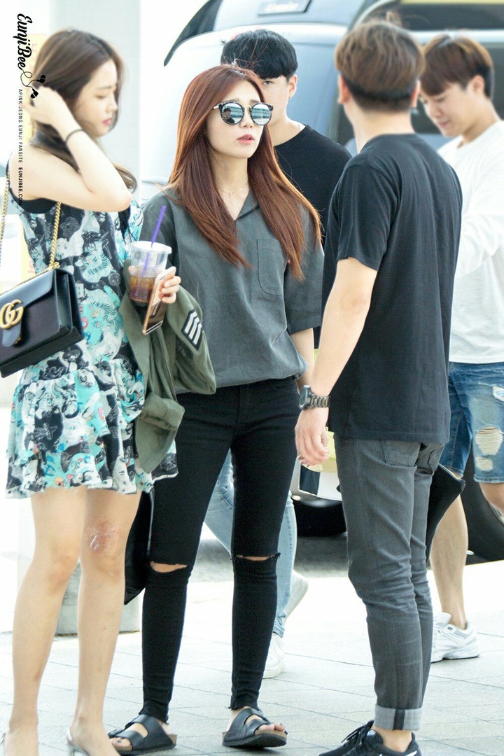 apink jung eunji & son naeun