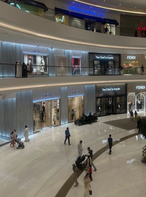 обои headquarters, Retail