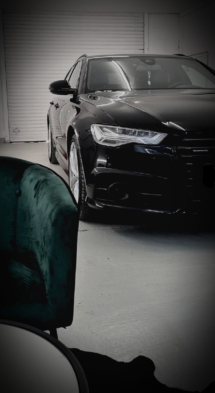Audi A6 Avant Black