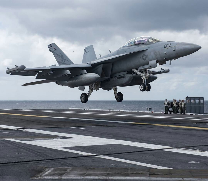 F-18