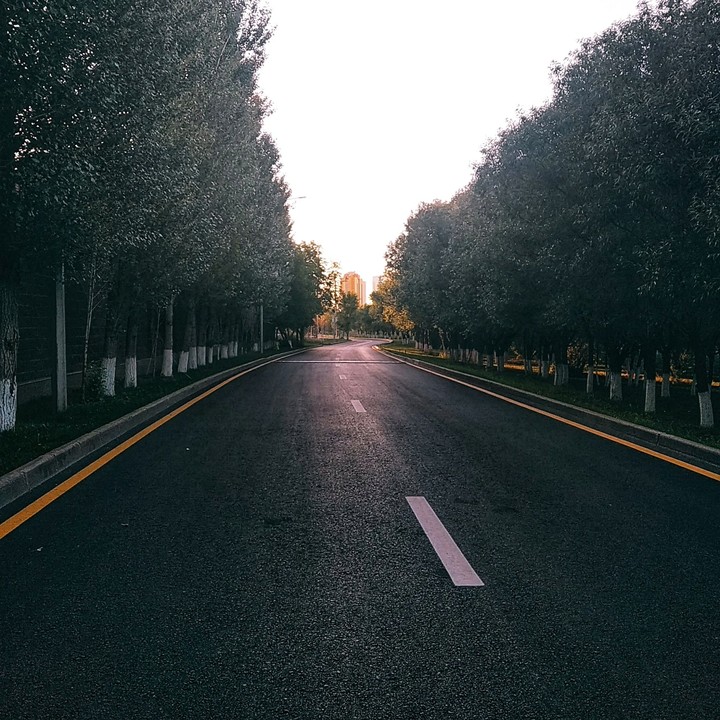 calm road