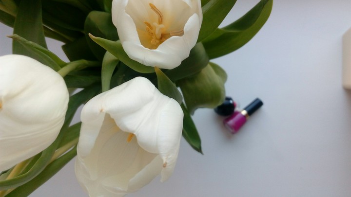 white tulip