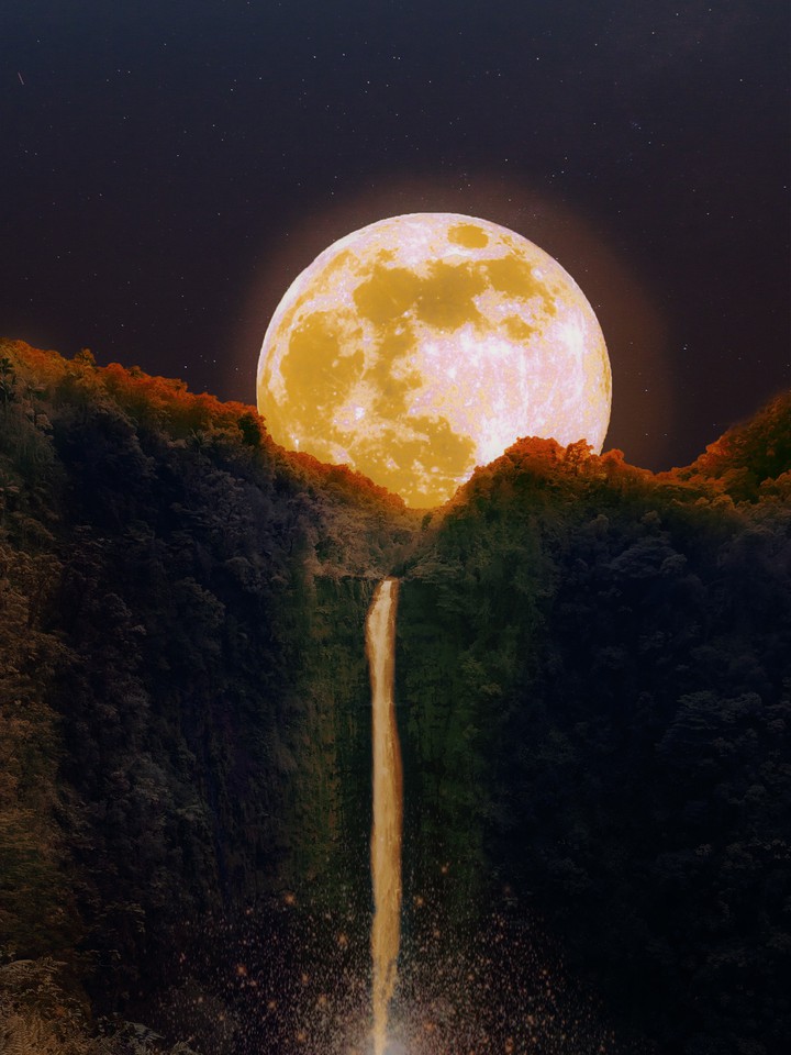 Moon-Fall