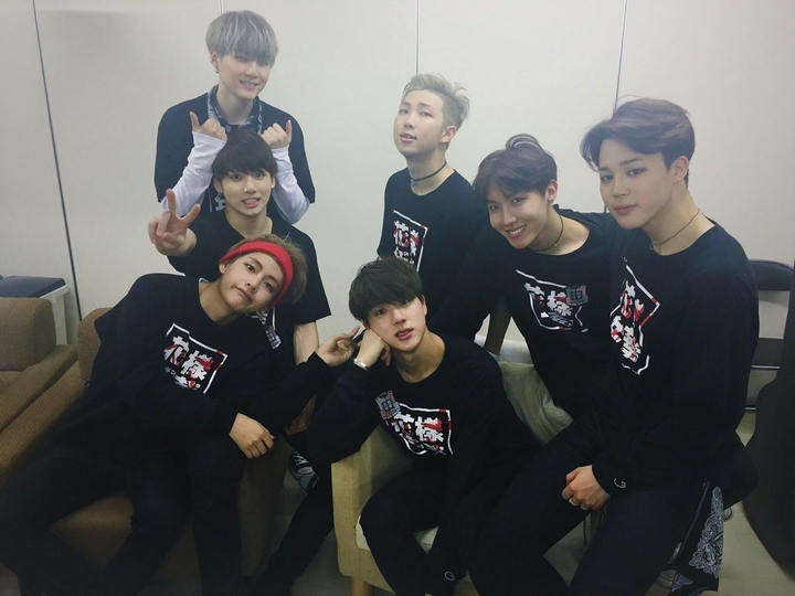 BTS 2016
