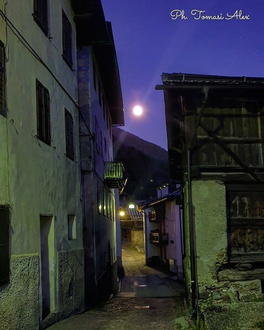 Full moon in Val di Peio