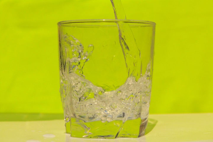 Water splashes