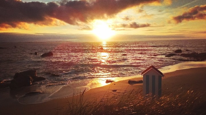 couché de soleil sur la plage