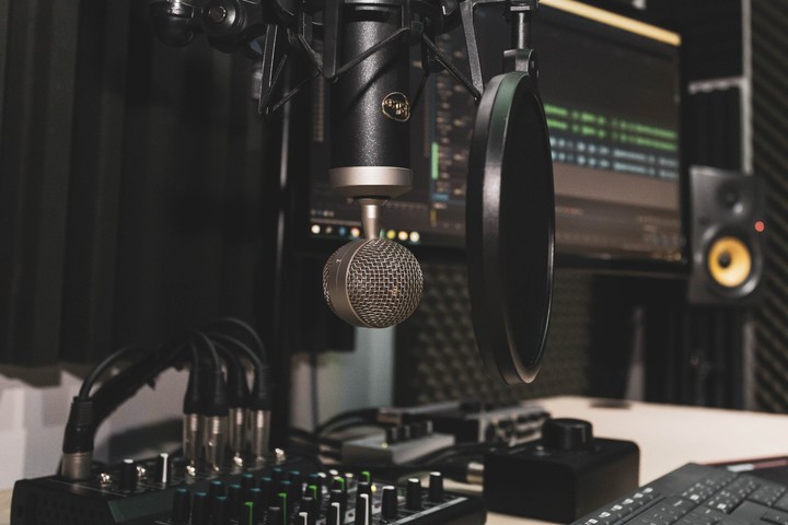 Microphone