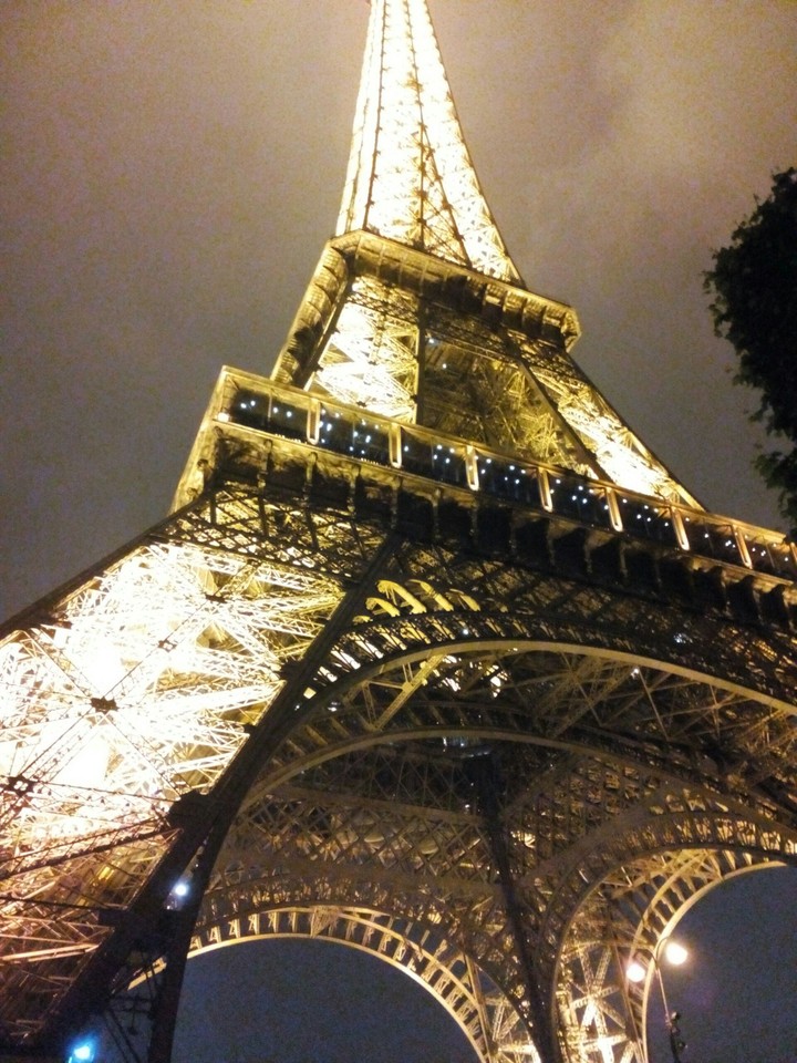 Paris by night