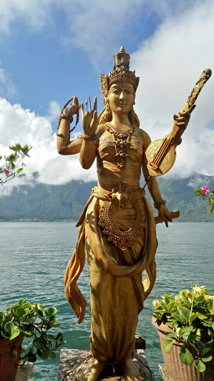 Dewi Saraswati