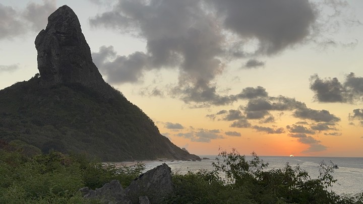 Rock, Horizon, Cloud