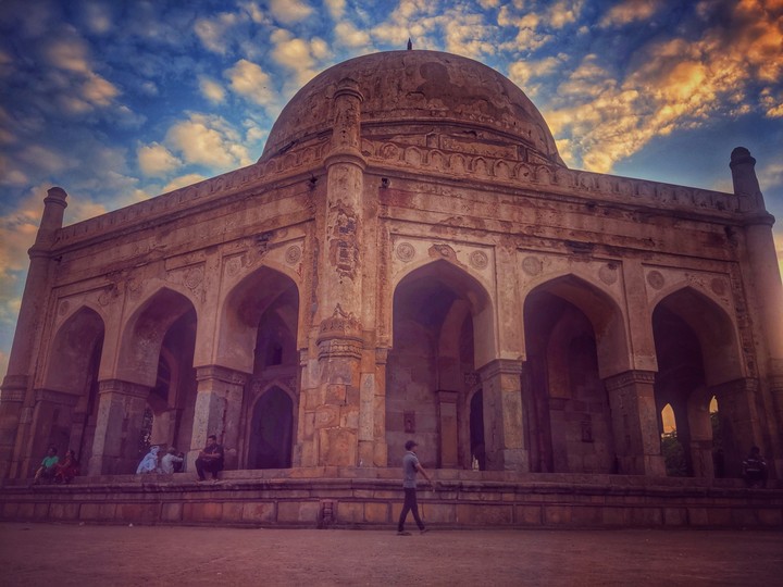 monument mehrauli