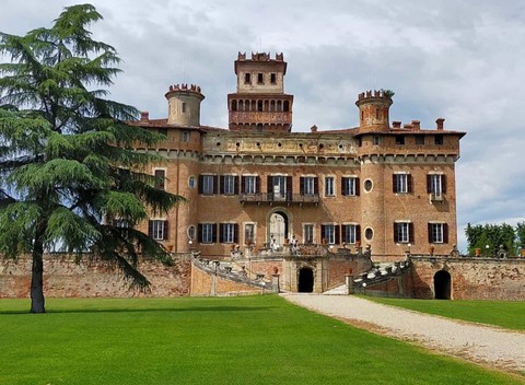 Castello di Chignolo Po - Italia