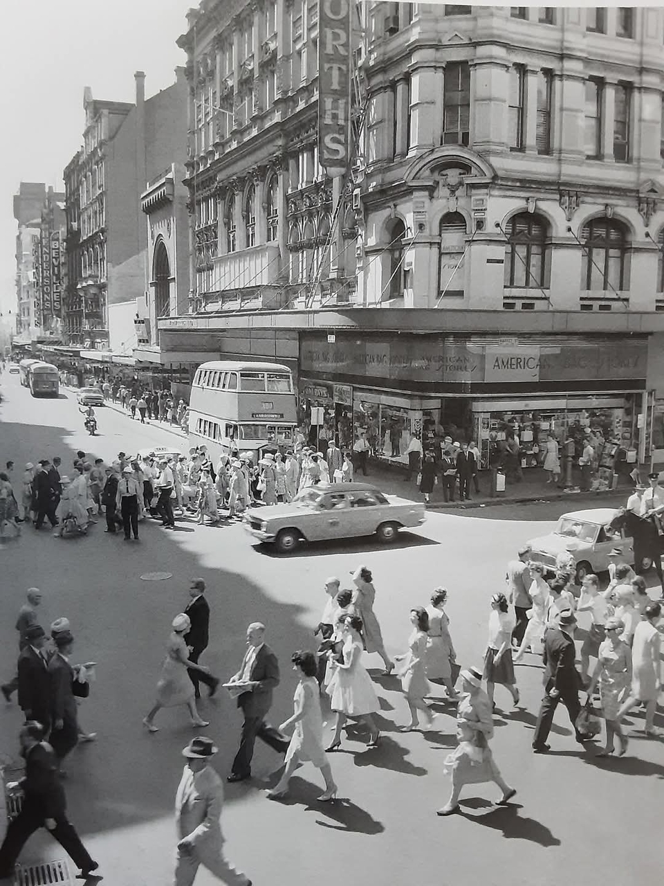 тапети Crowd, road