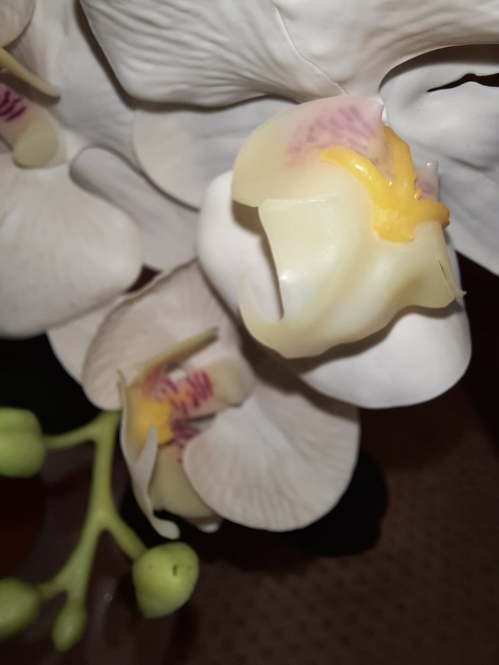Artificial Flower