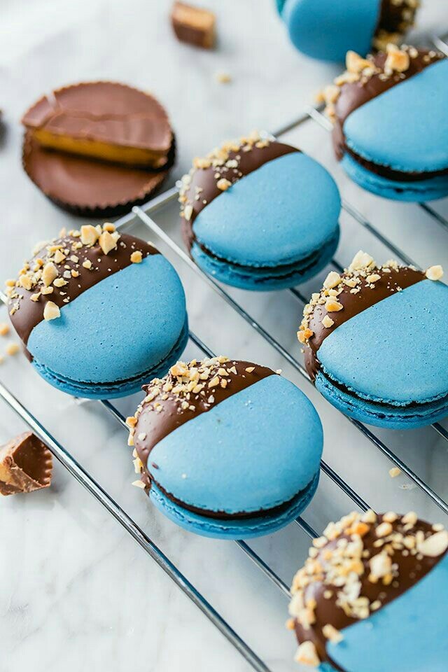 macrons