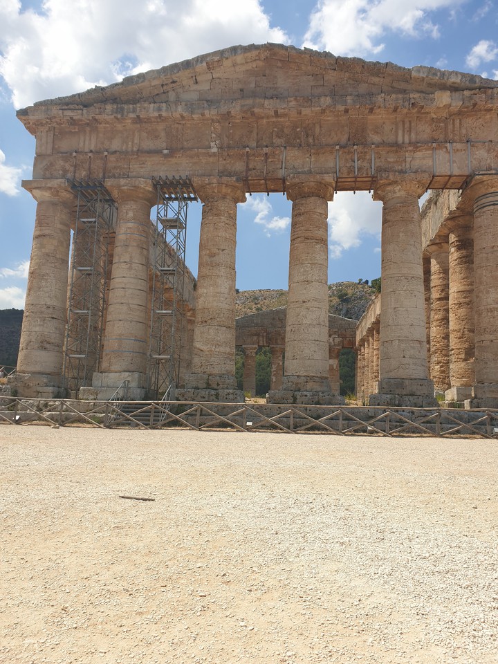 segesta temple